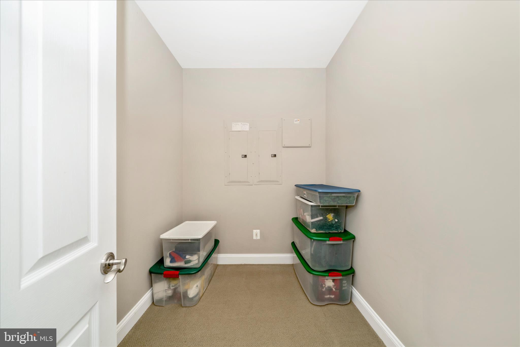 LONE OAK - Residential