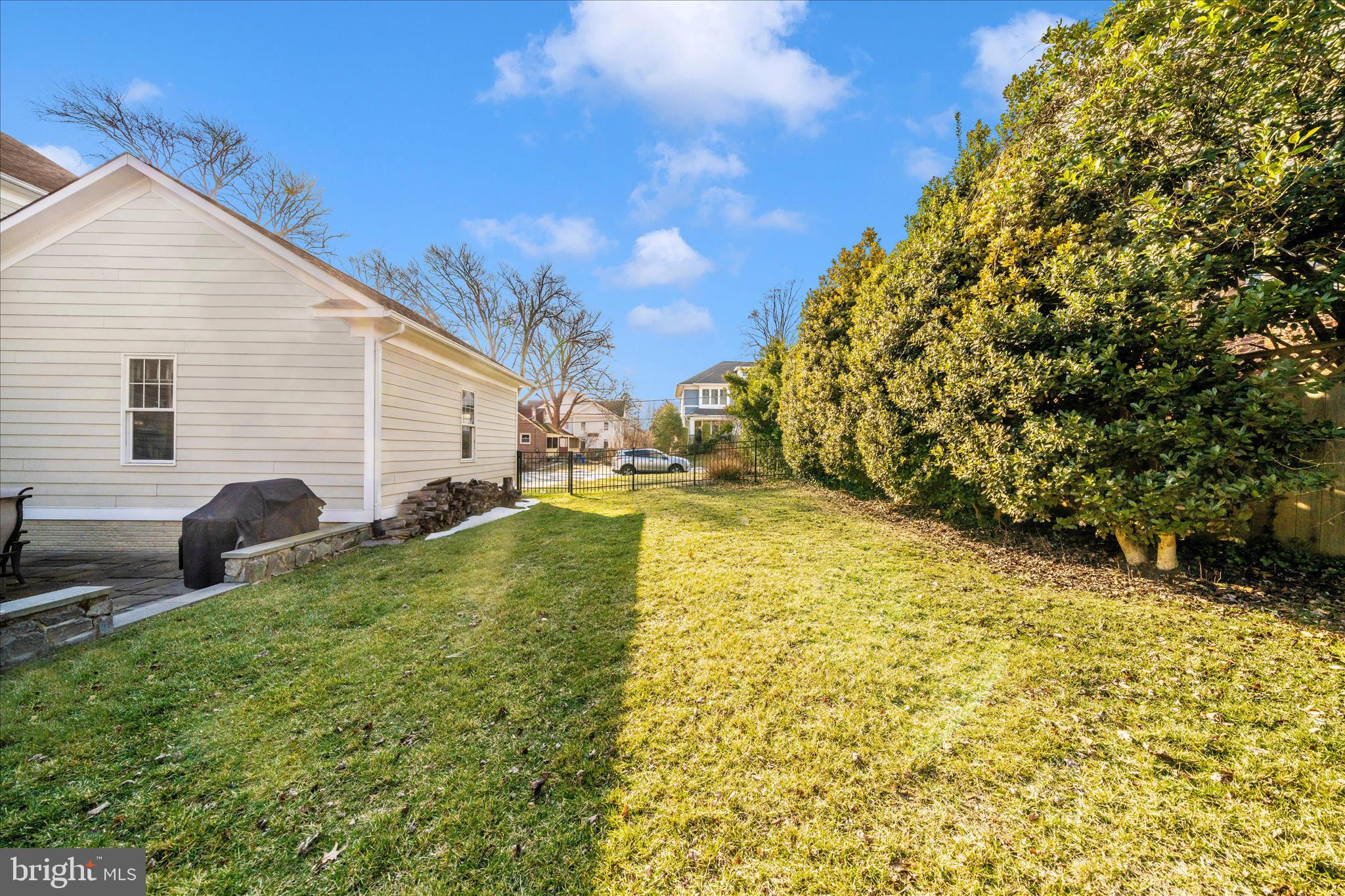 LONE OAK - Residential