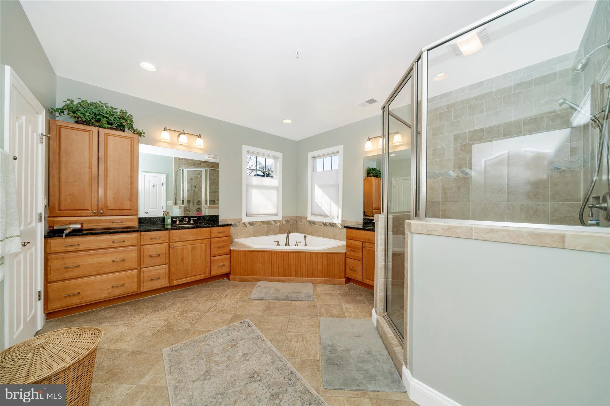 LONE OAK - Residential