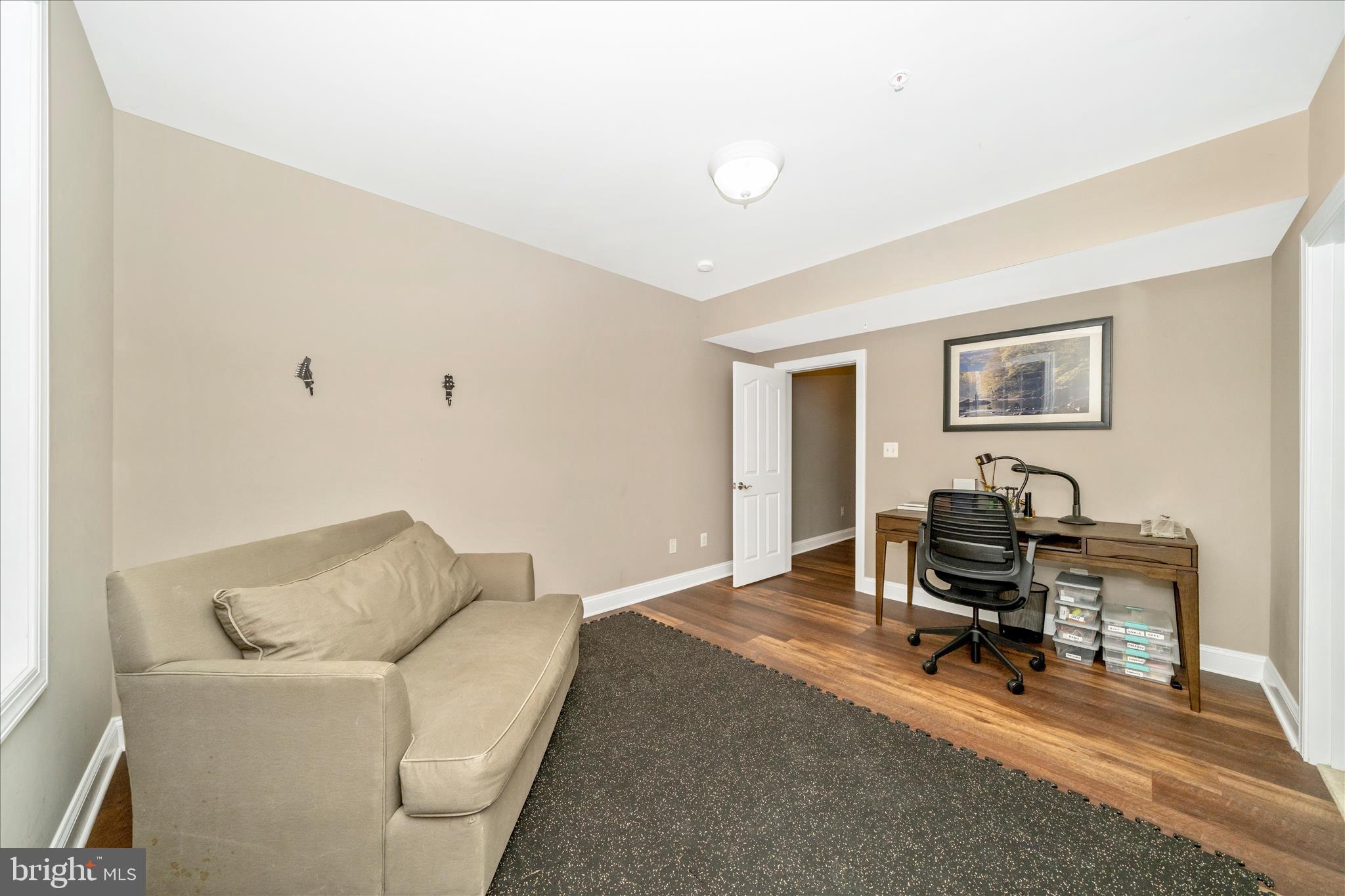 LONE OAK - Residential