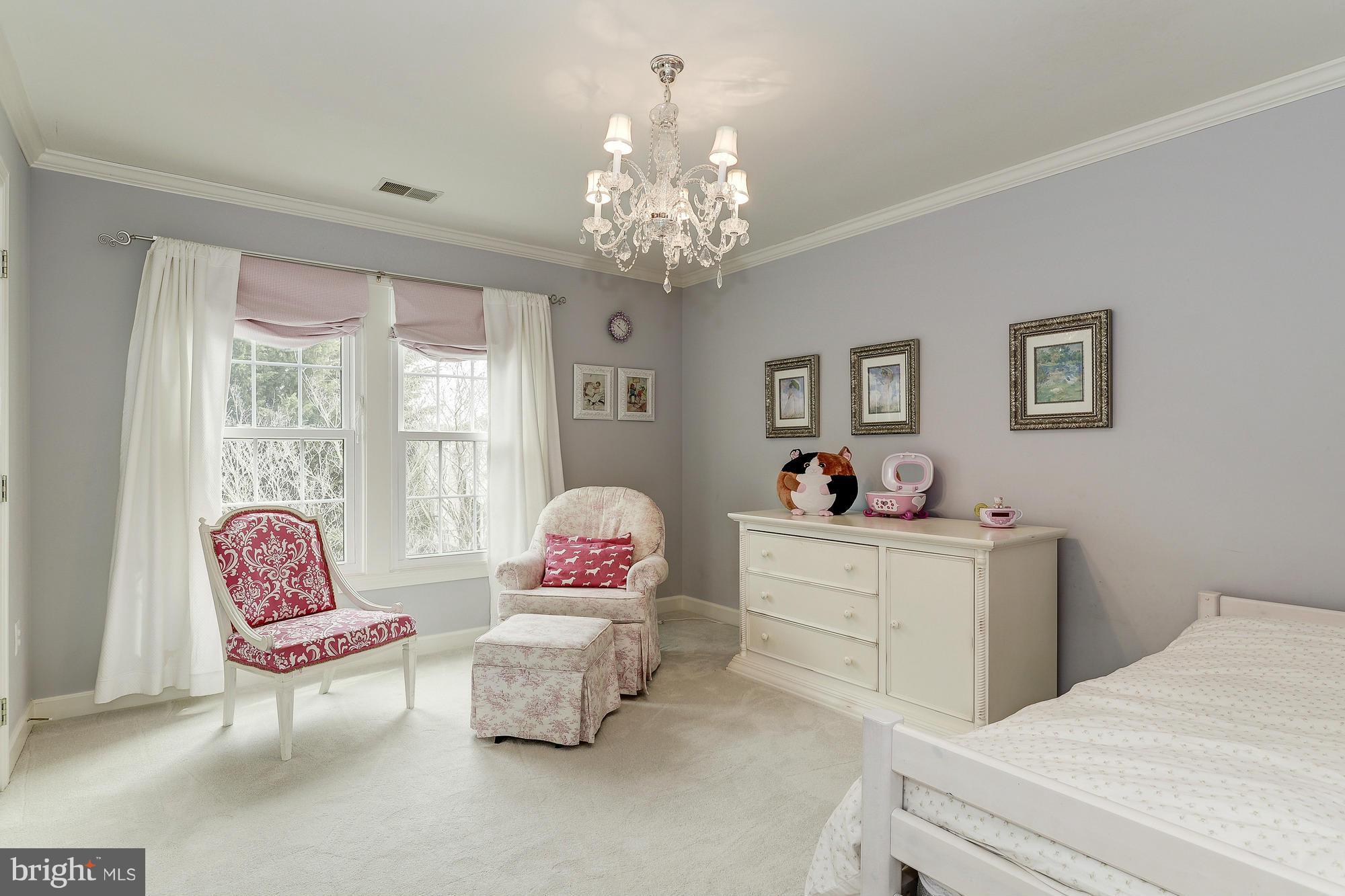 POTOMAC GLEN - Residential