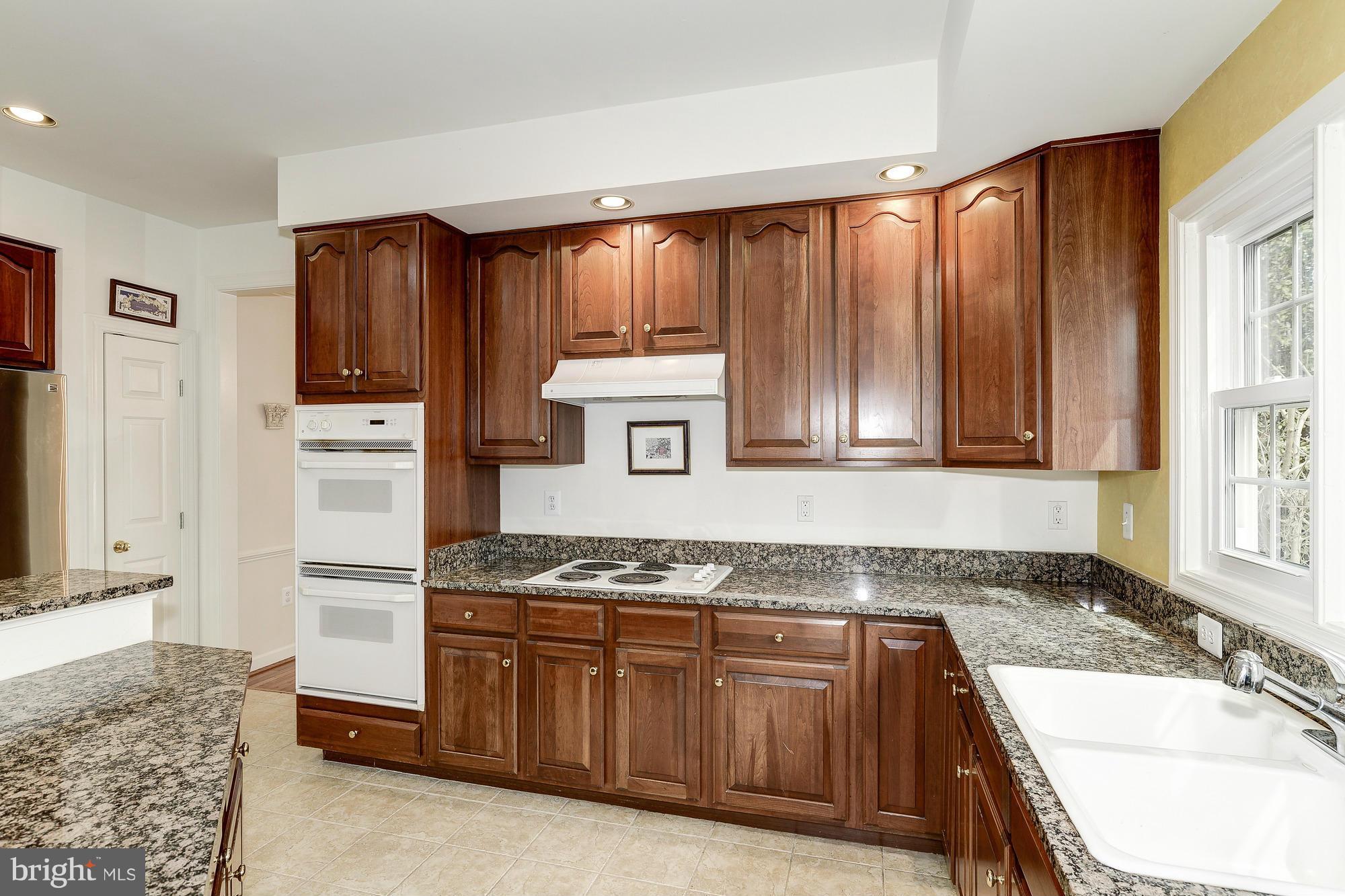 POTOMAC GLEN - Residential