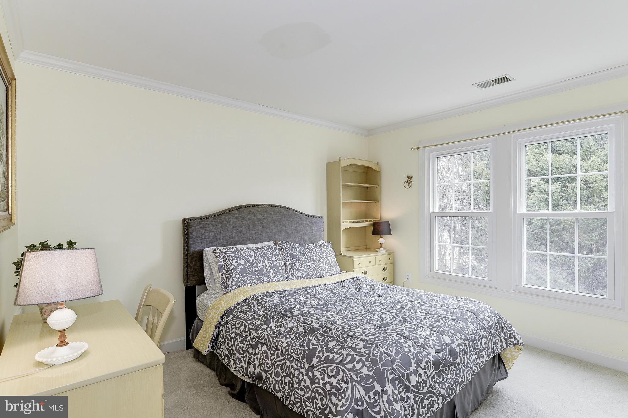 POTOMAC GLEN - Residential