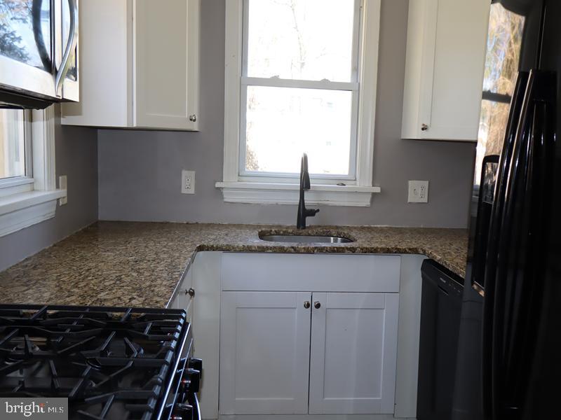 ELKINS PARK - Residential