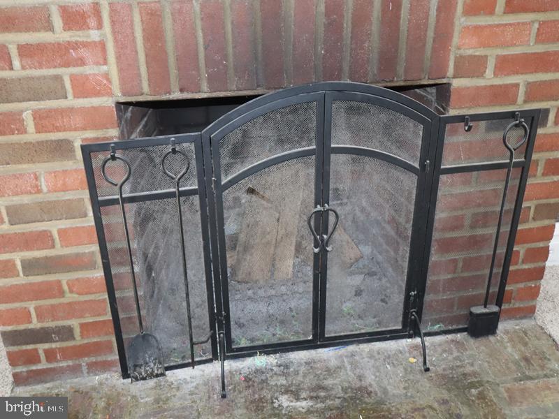 ELKINS PARK - Residential