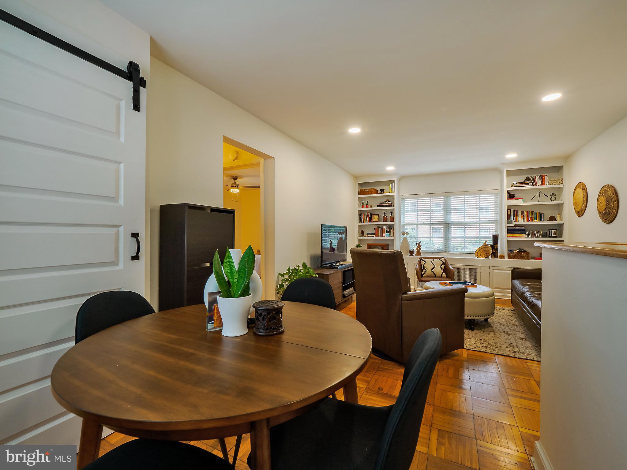 POTOWMACK CROSSING - Residential