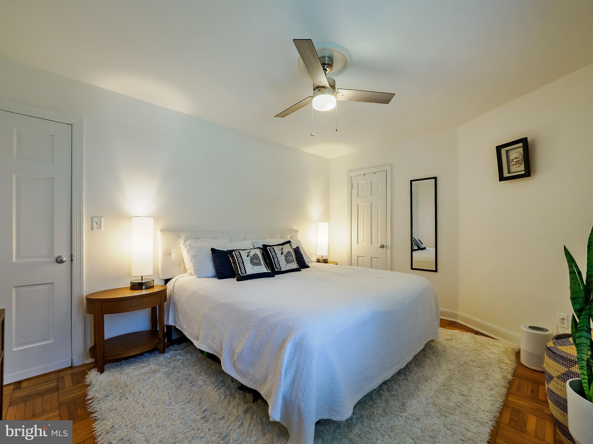 POTOWMACK CROSSING - Residential