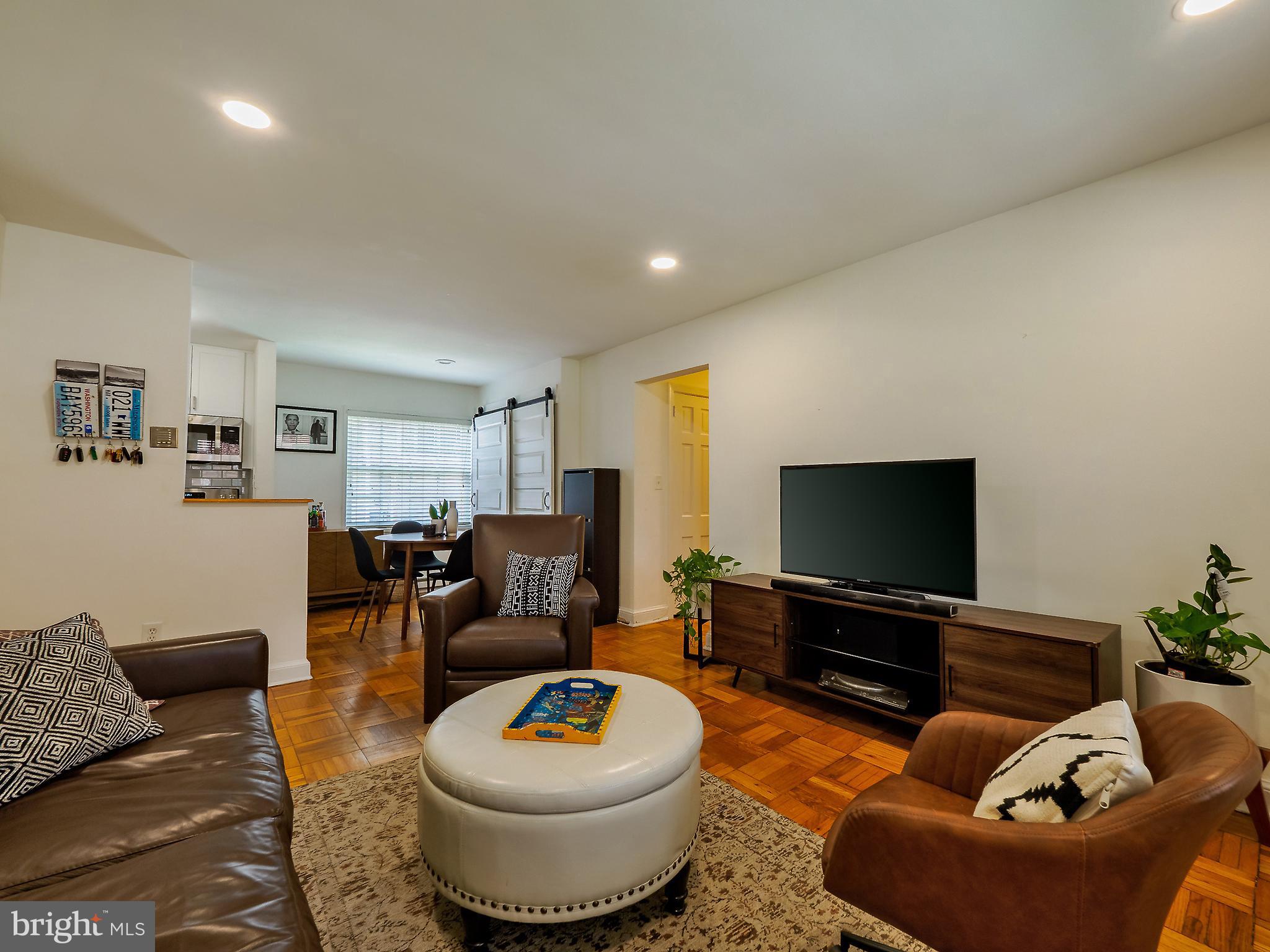 POTOWMACK CROSSING - Residential