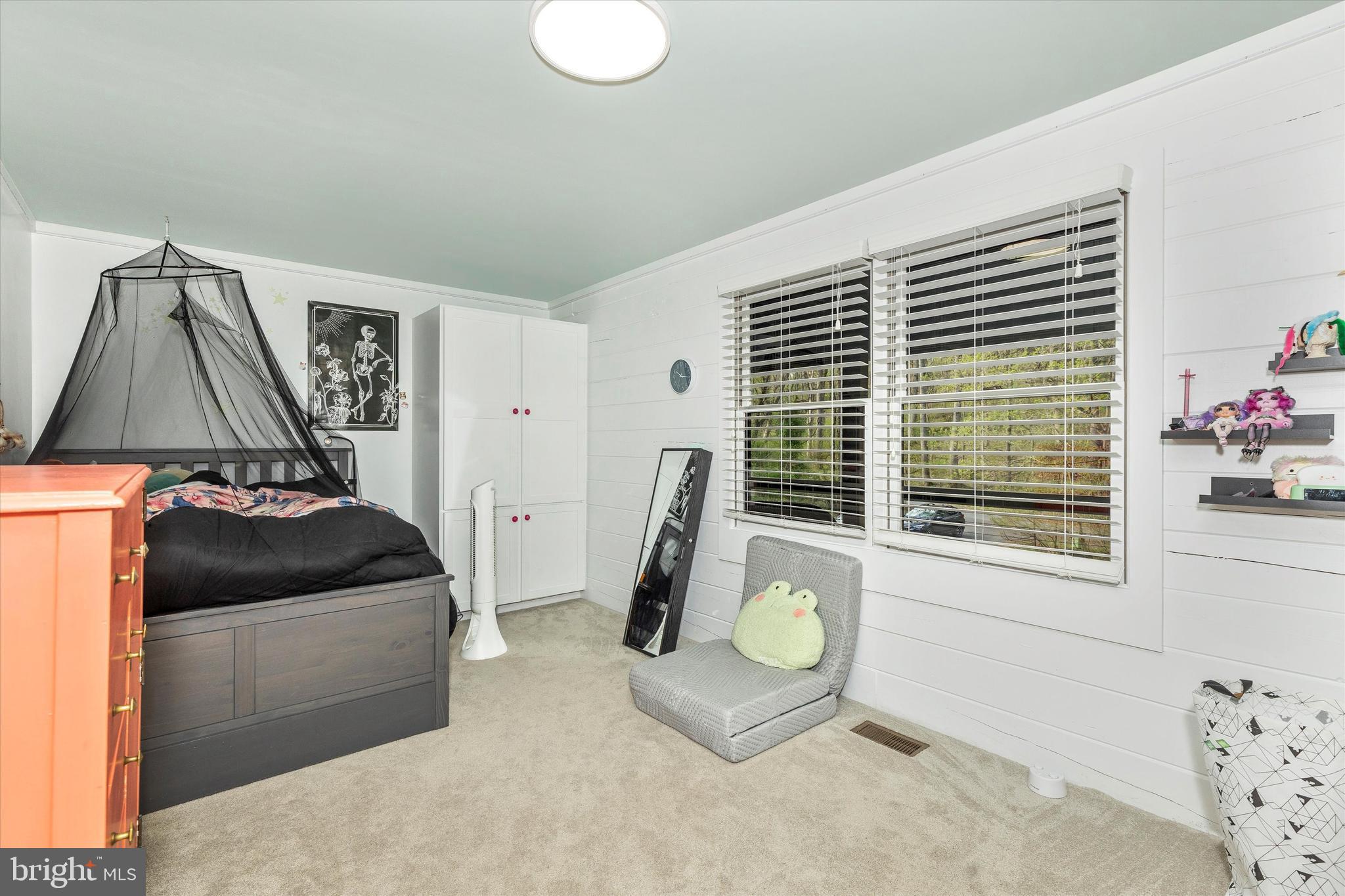 POTOMAC VALLEY FARMS - Residential