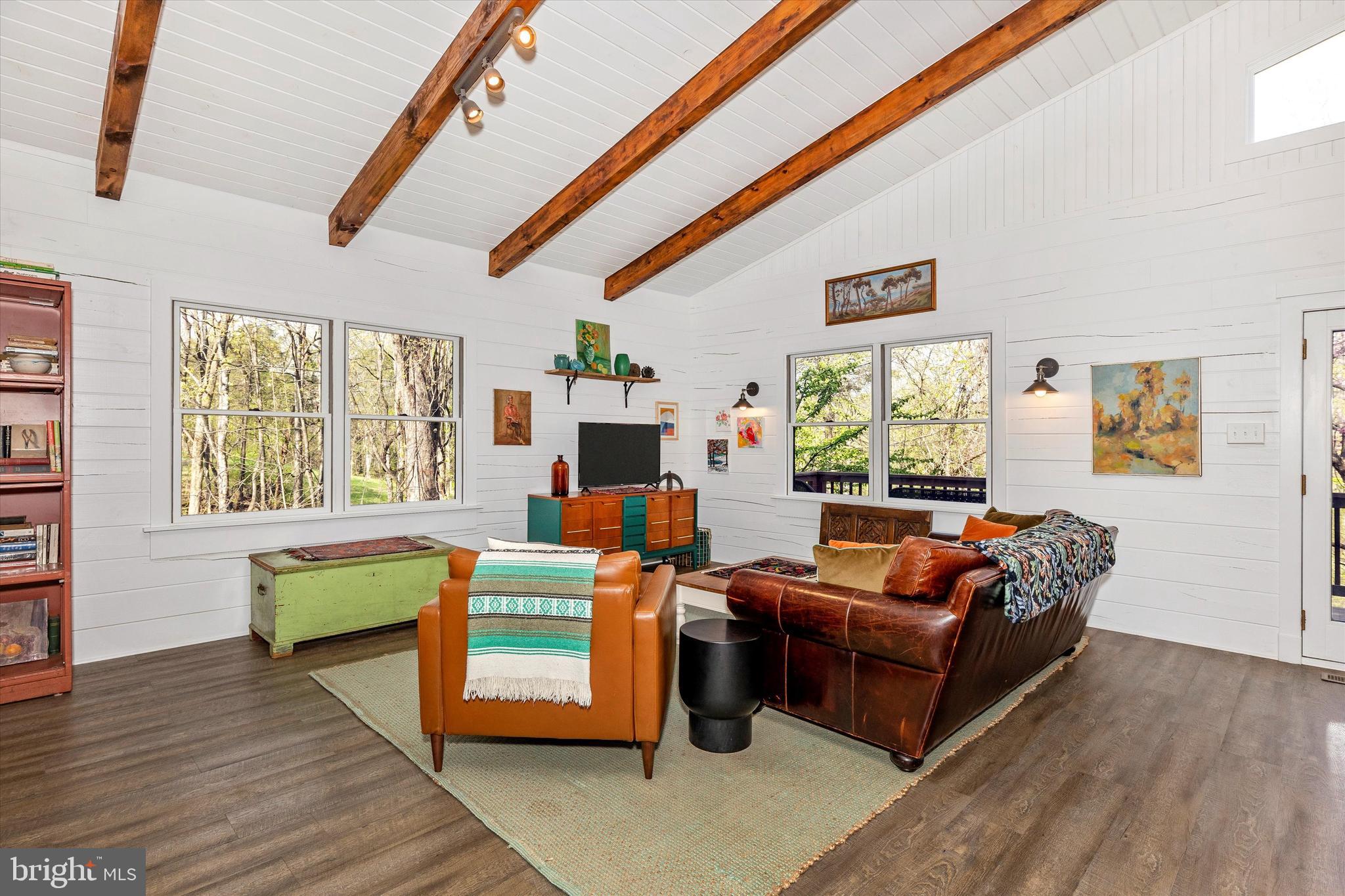 POTOMAC VALLEY FARMS - Residential