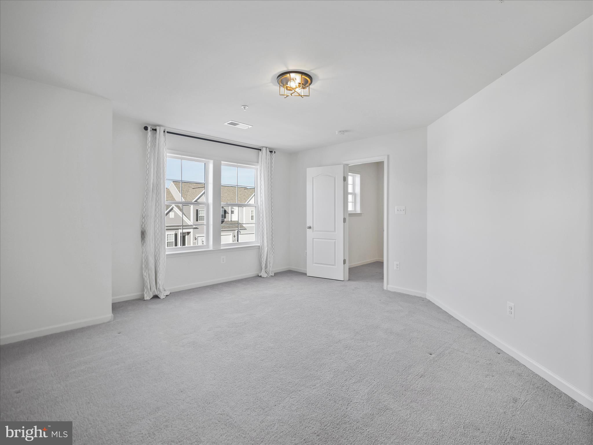 VILLAS AT GATEWAY - Residential