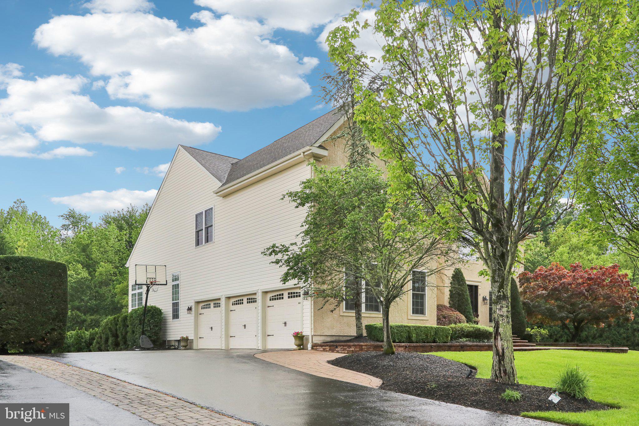 13 LENAPE COURT