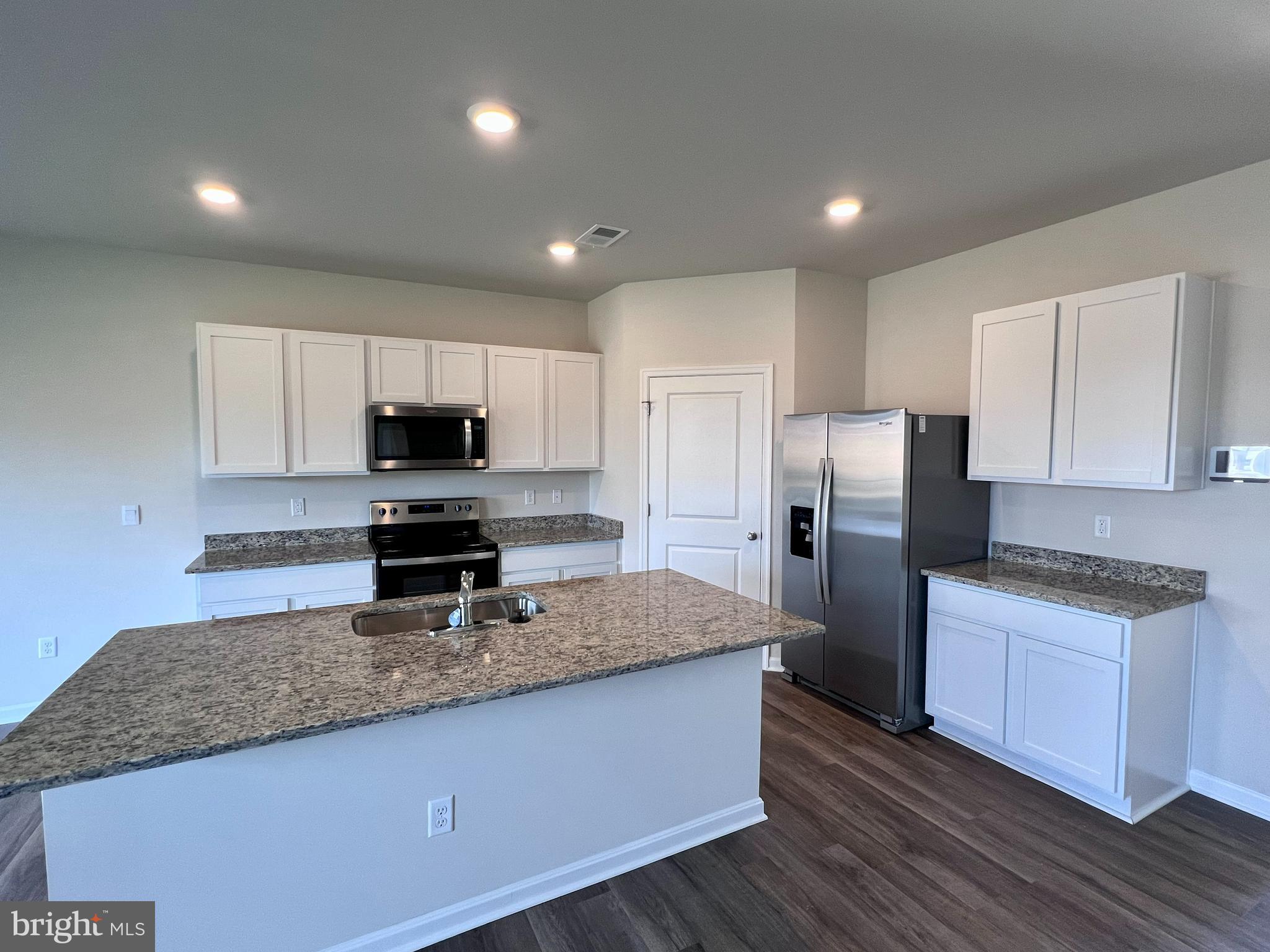 MAGNOLIA SPRINGS - Residential