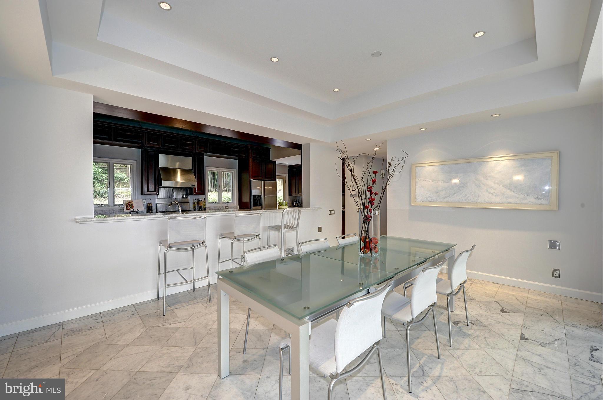 ARLINGTON RIDGE - Residential