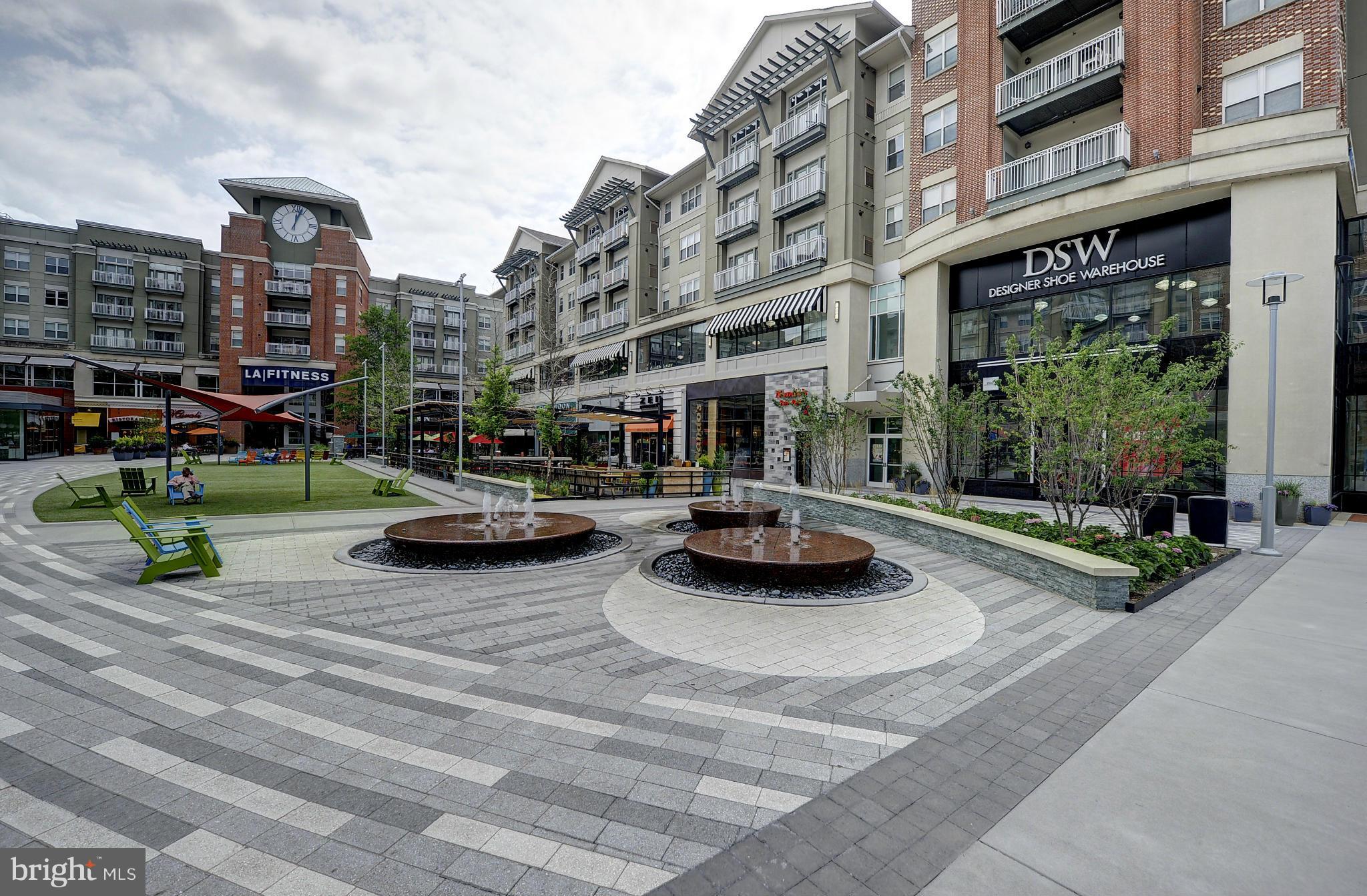 ARLINGTON RIDGE - Residential