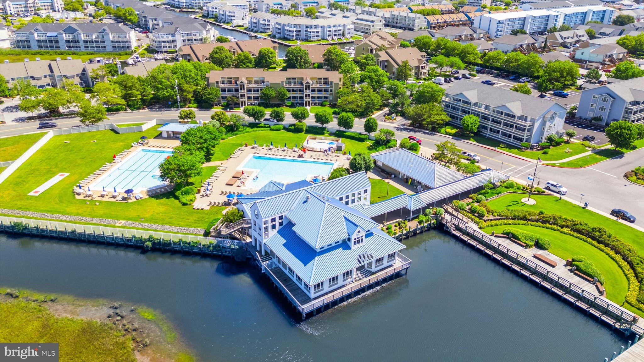 HERON HARBOUR - Residential