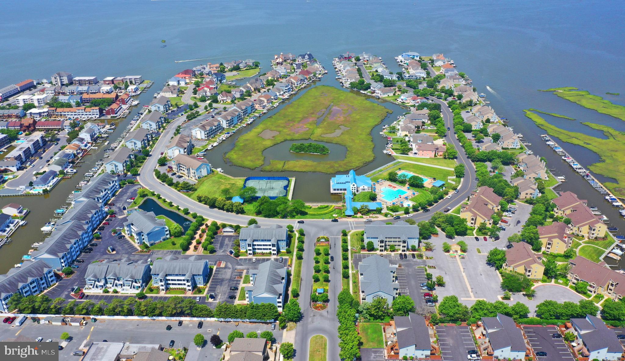 HERON HARBOUR - Residential