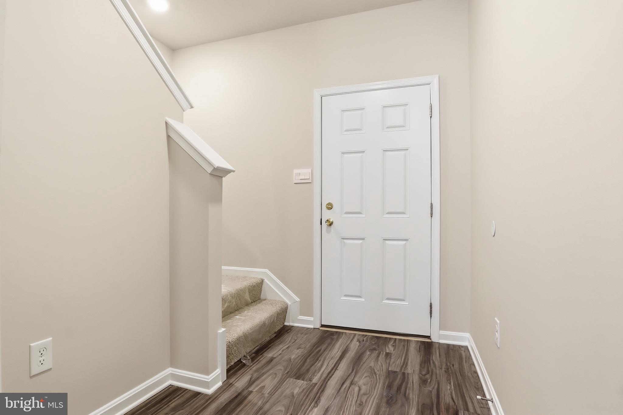 410 MAPLE RUN DRIVE