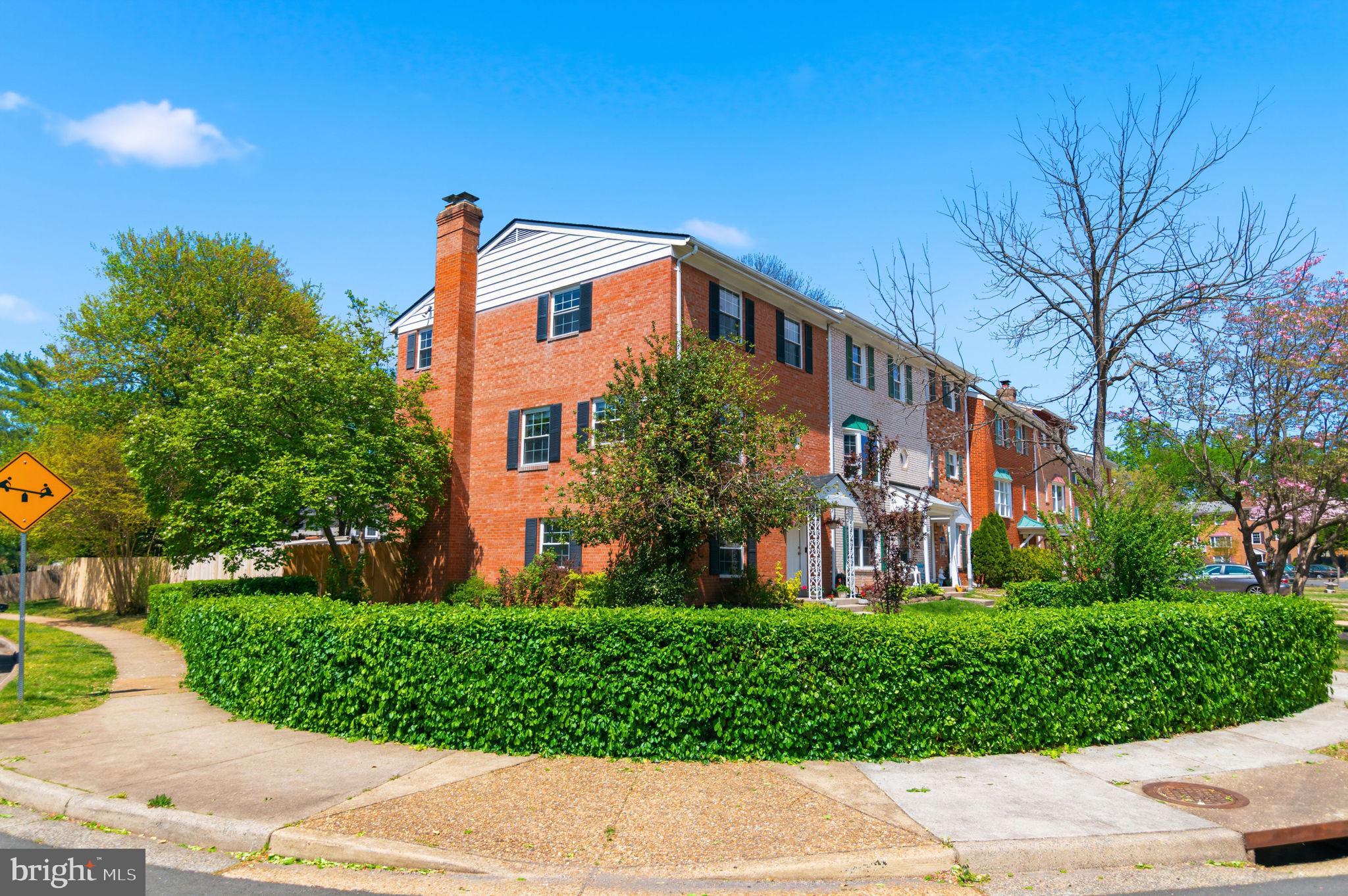 BROOKSIDE - Residential