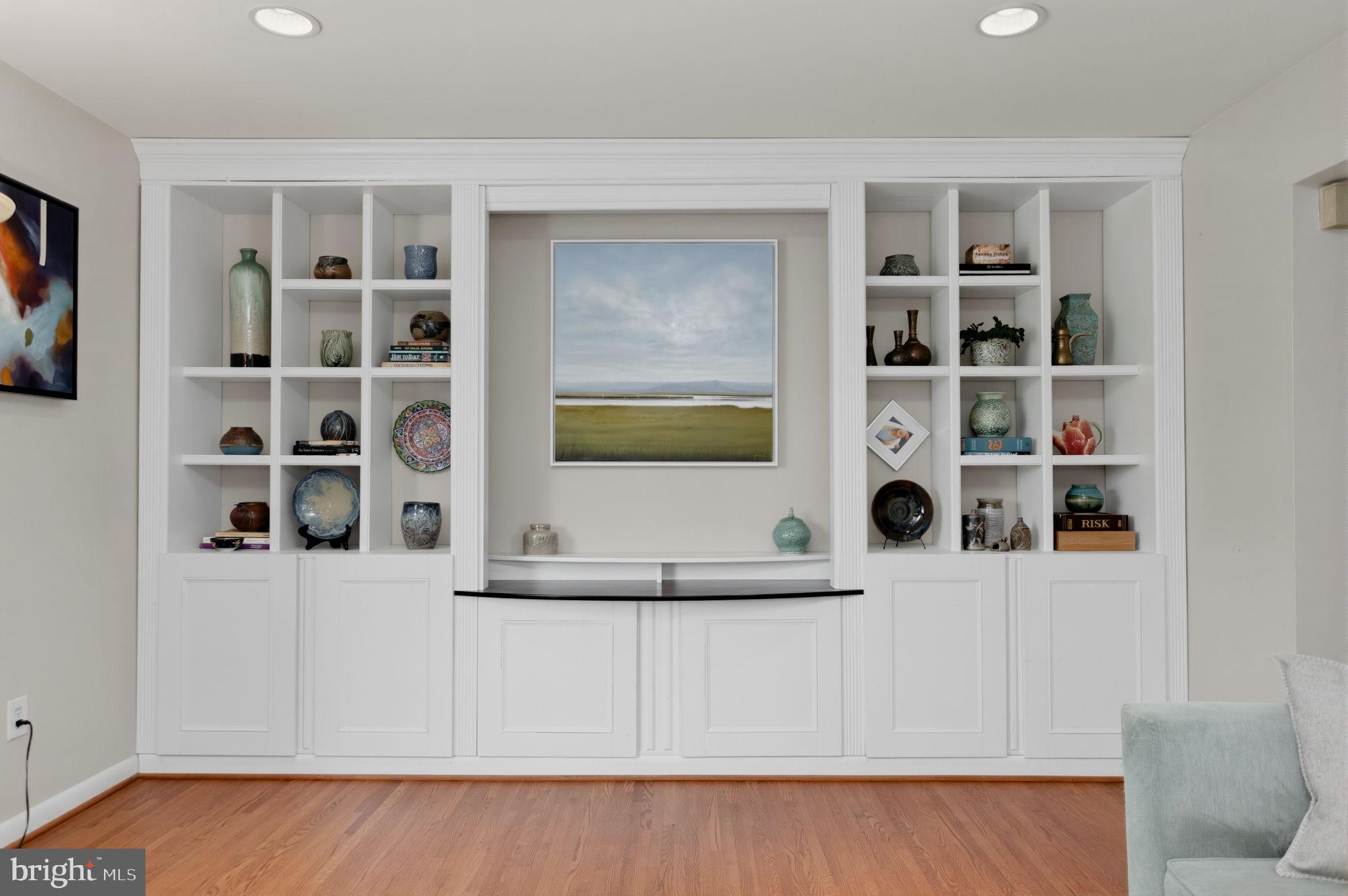 BROOKSIDE - Residential