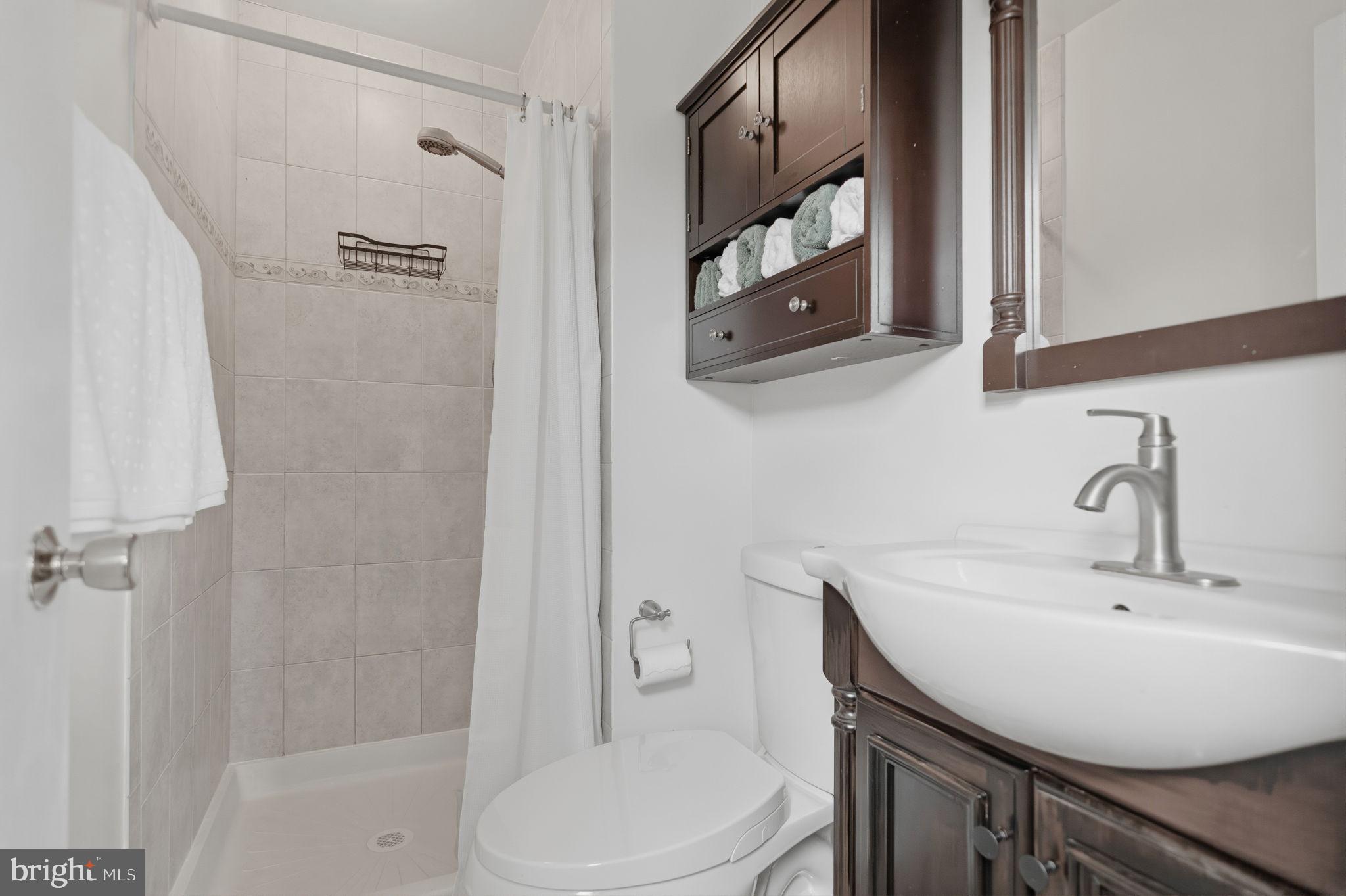 BROOKSIDE - Residential