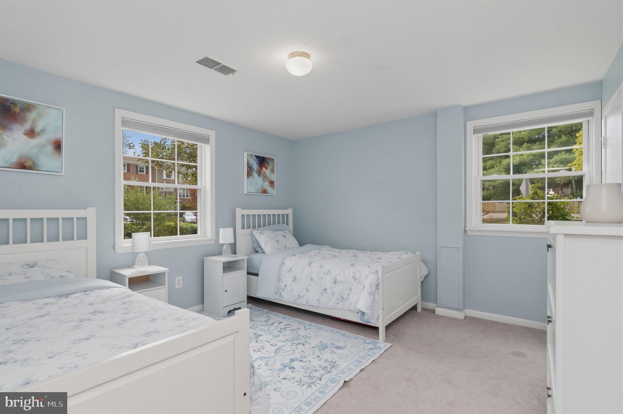 BROOKSIDE - Residential