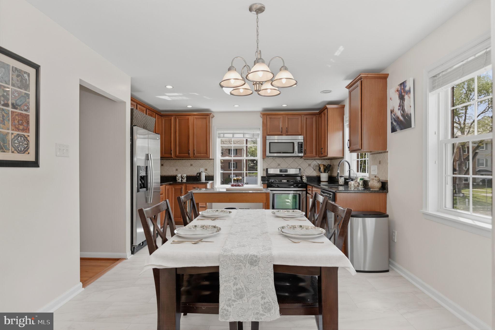 BROOKSIDE - Residential