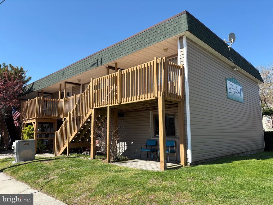 Cozy turn key ground level 1 Bedroom, 1 Bath furnished end unit condo in small masonry building.  Walk to Beach, Boardwalk, Amusements & Entertainment! Featuring granite kitchen counter, LVP flooring, Samsung front load washer & Kenmore dryer.  Queen sized bed plus sectional sleep sofa. Low condo fees include gas hot water and insurance. Backs to Robin Park.  Owner storage area available.  Move right in and enjoy this summer in Ocean City!