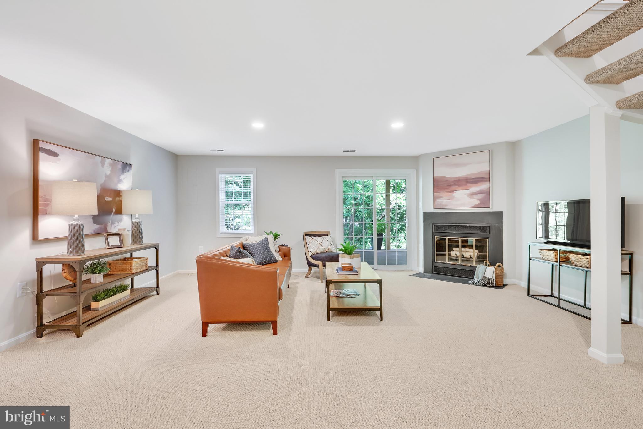 CARRIAGE GATE - Residential