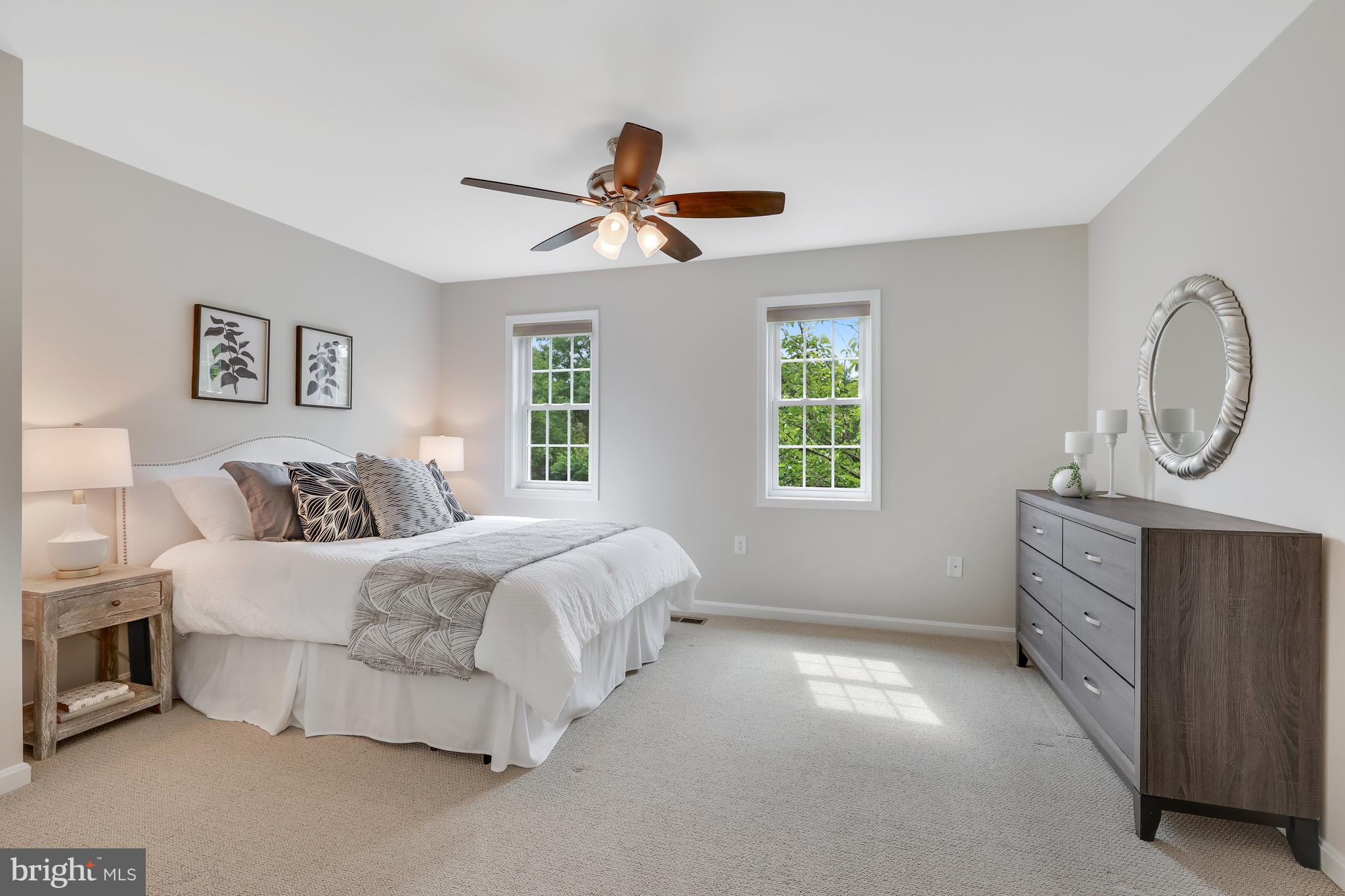 CARRIAGE GATE - Residential