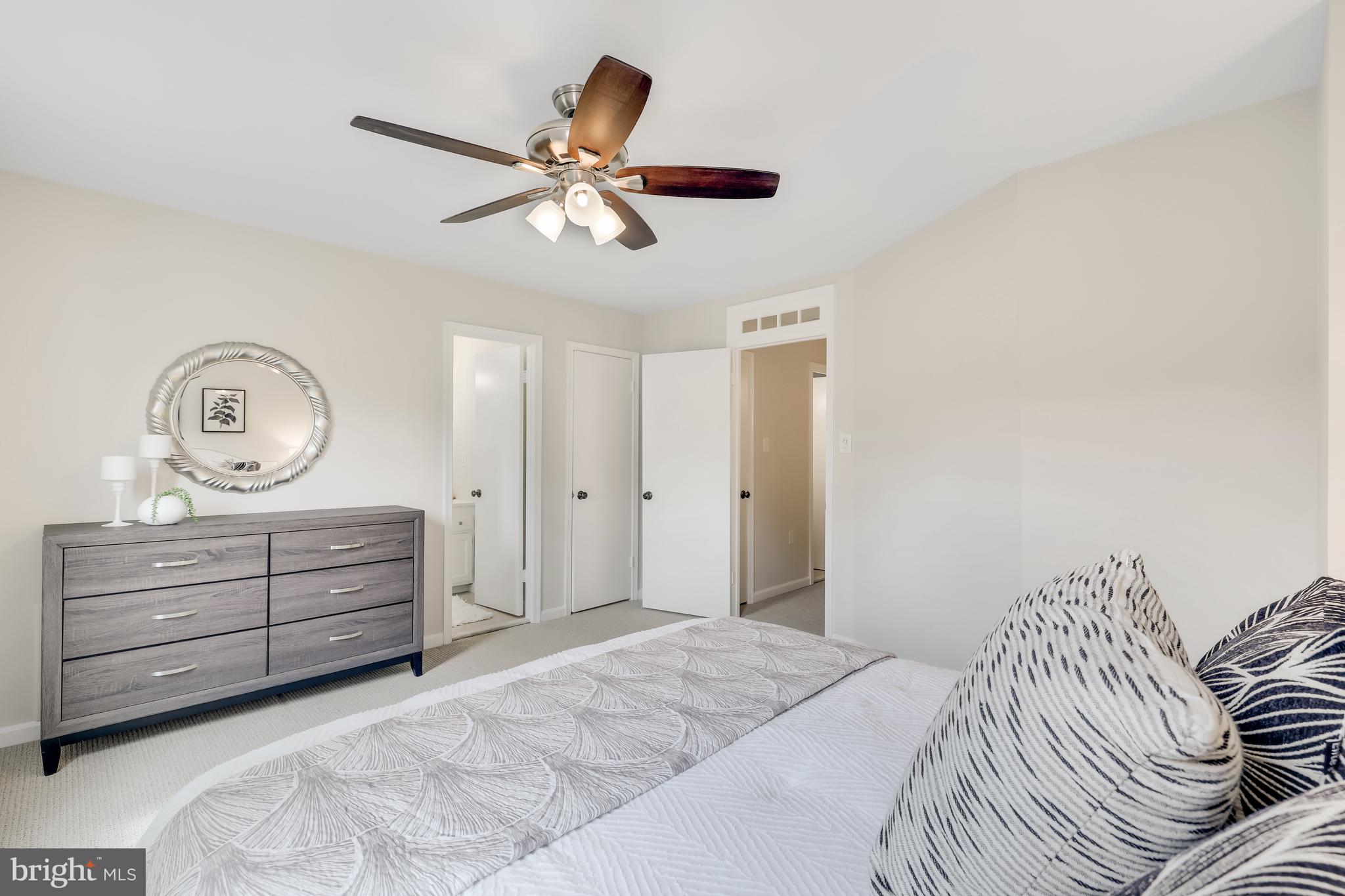 CARRIAGE GATE - Residential