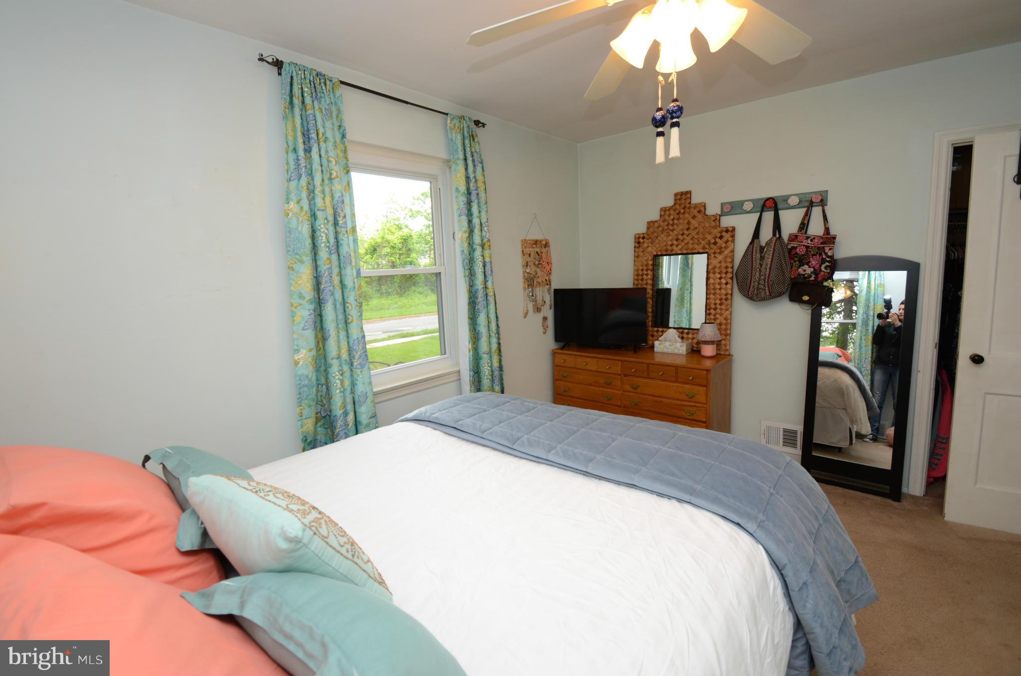 ELMWOOD - Residential