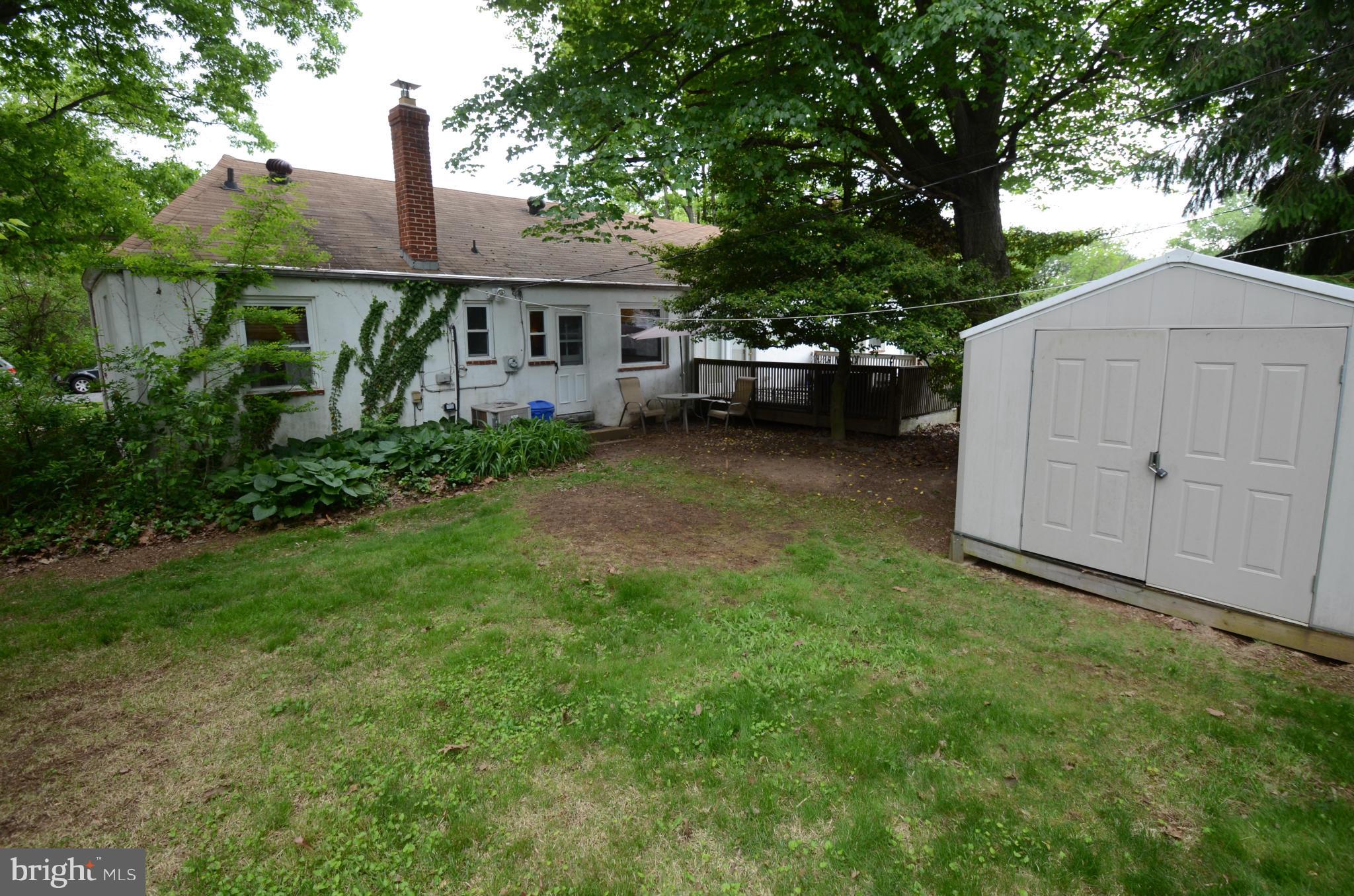 ELMWOOD - Residential