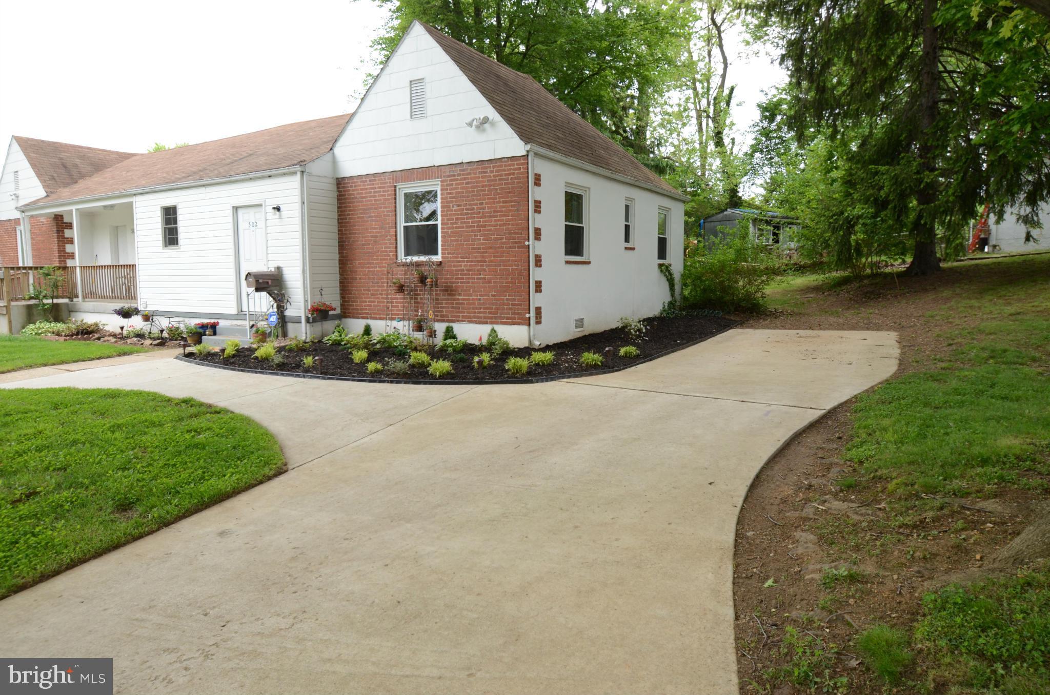 ELMWOOD - Residential