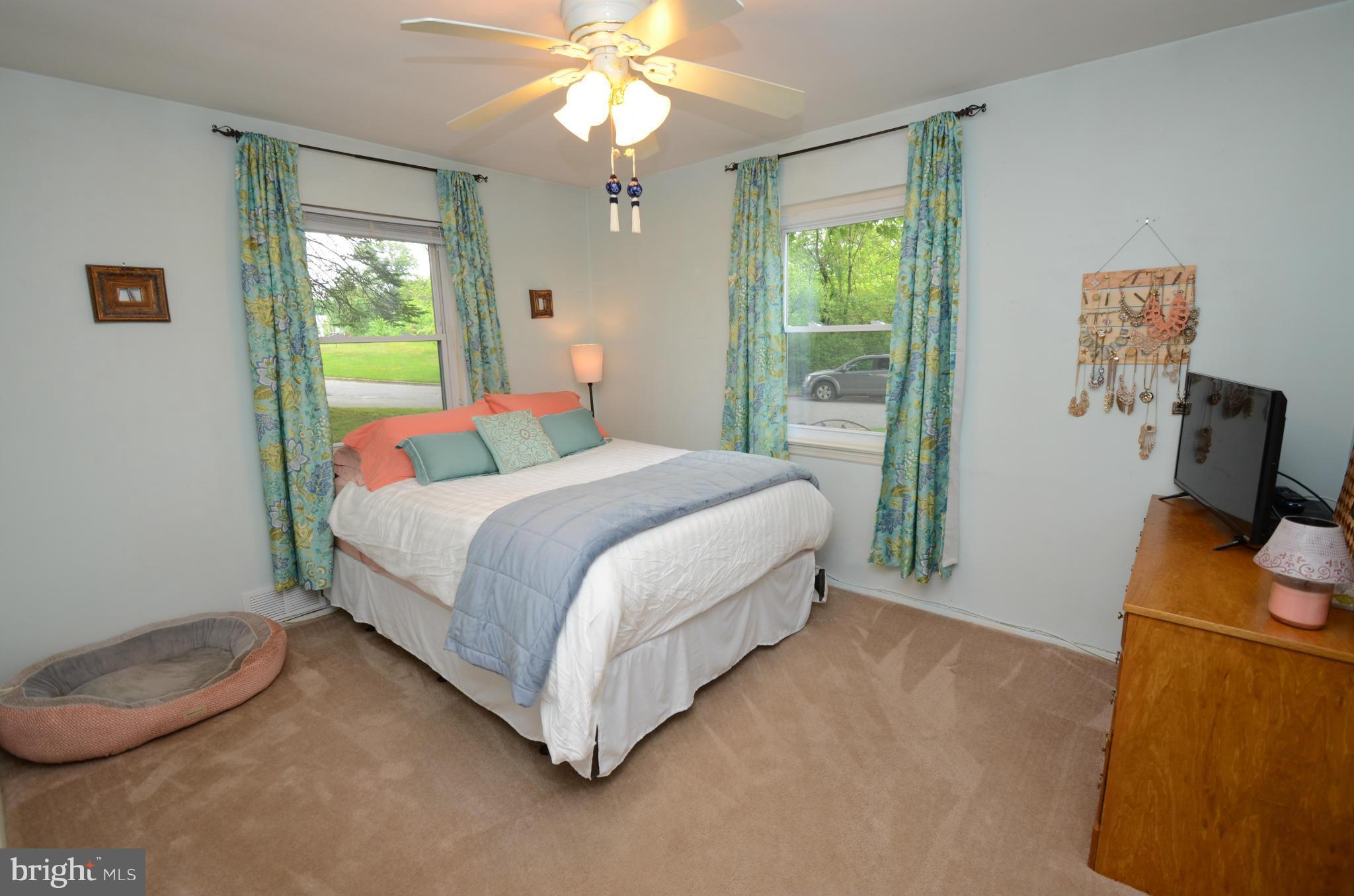 ELMWOOD - Residential