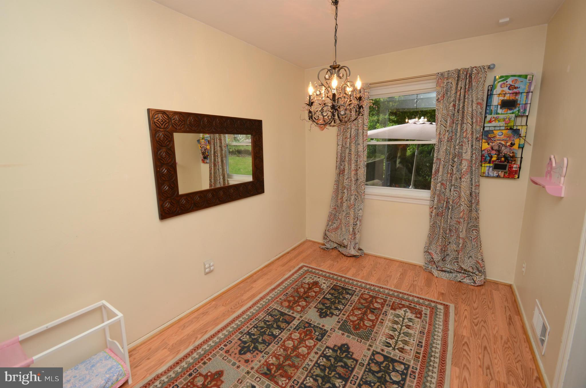 ELMWOOD - Residential