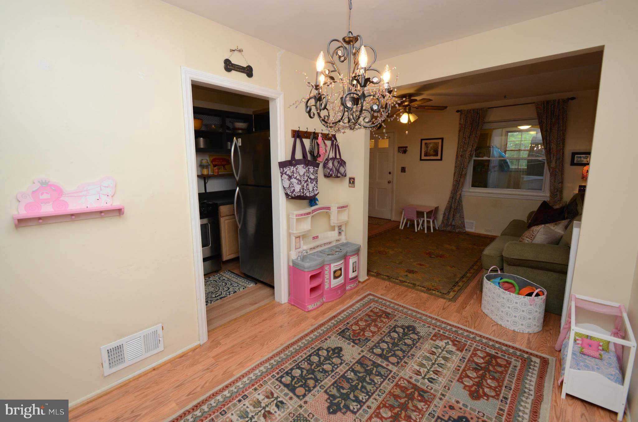 ELMWOOD - Residential