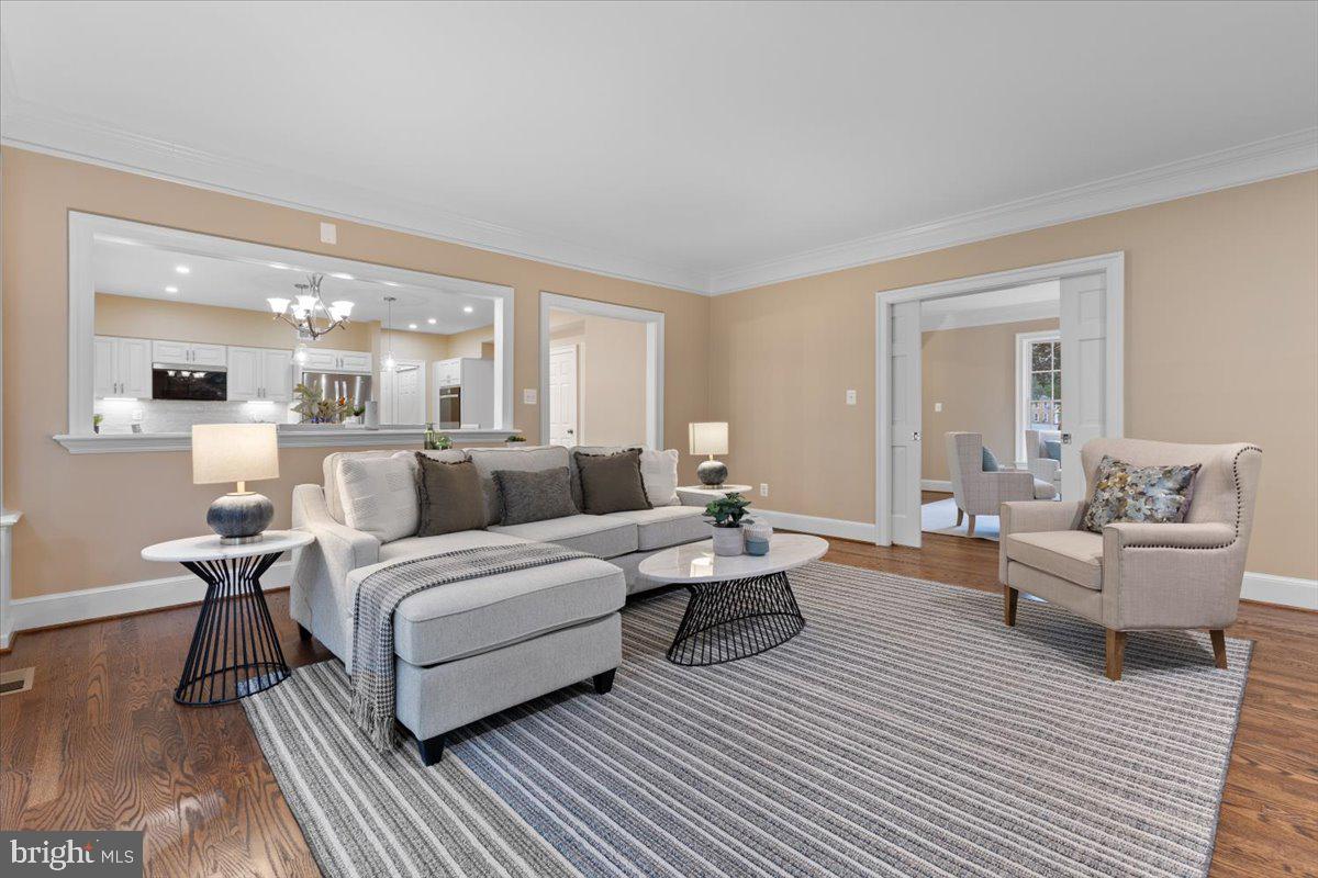 CROSSPOINTE - Residential