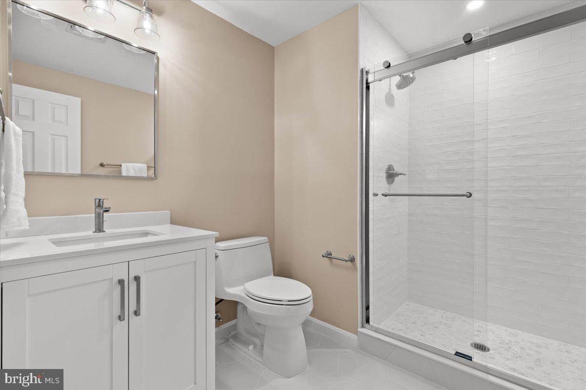 CROSSPOINTE - Residential