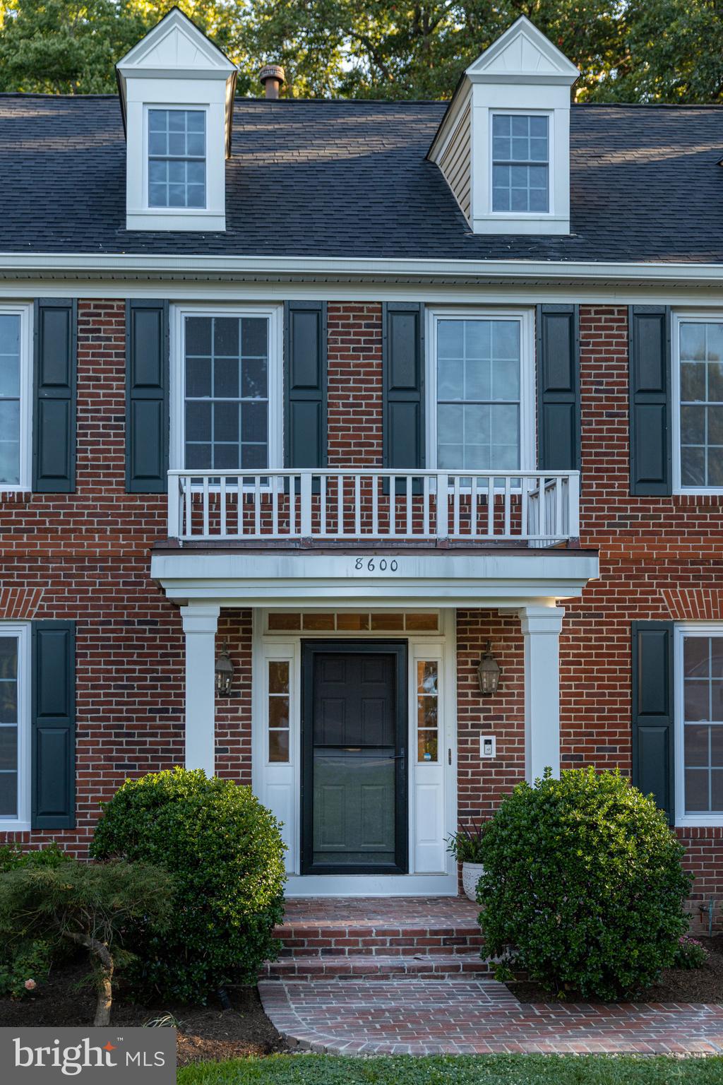 CROSSPOINTE - Residential