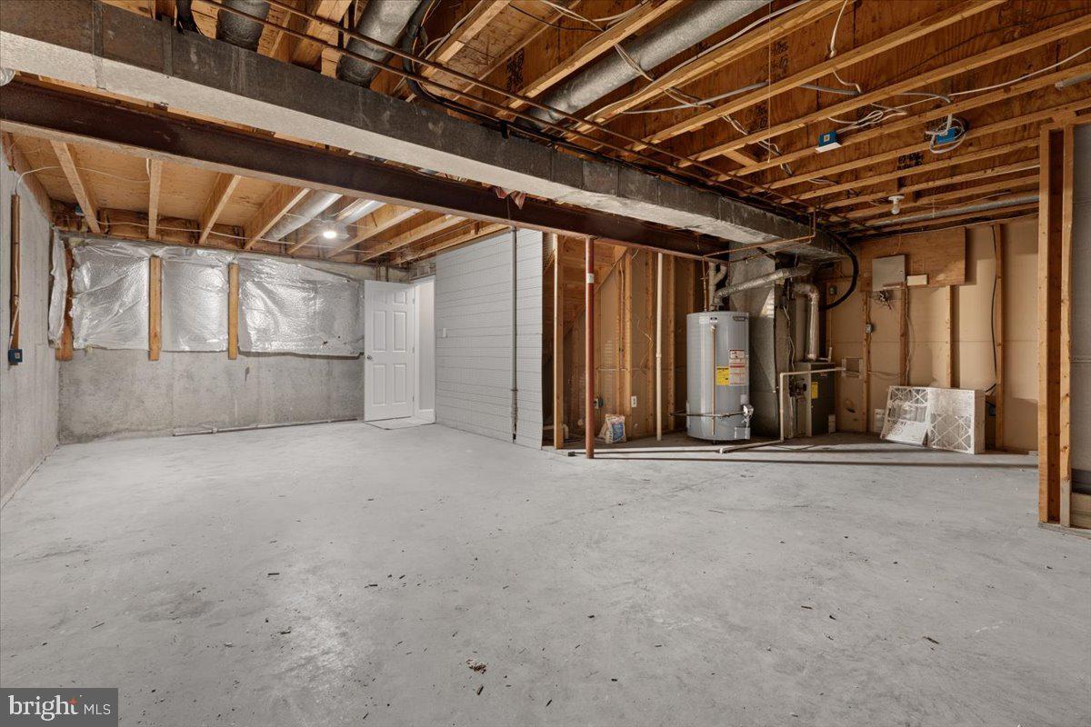 CROSSPOINTE - Residential