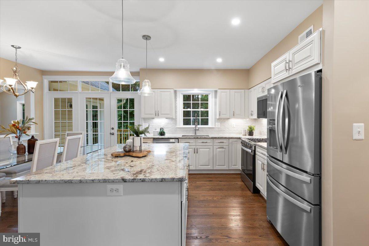 CROSSPOINTE - Residential