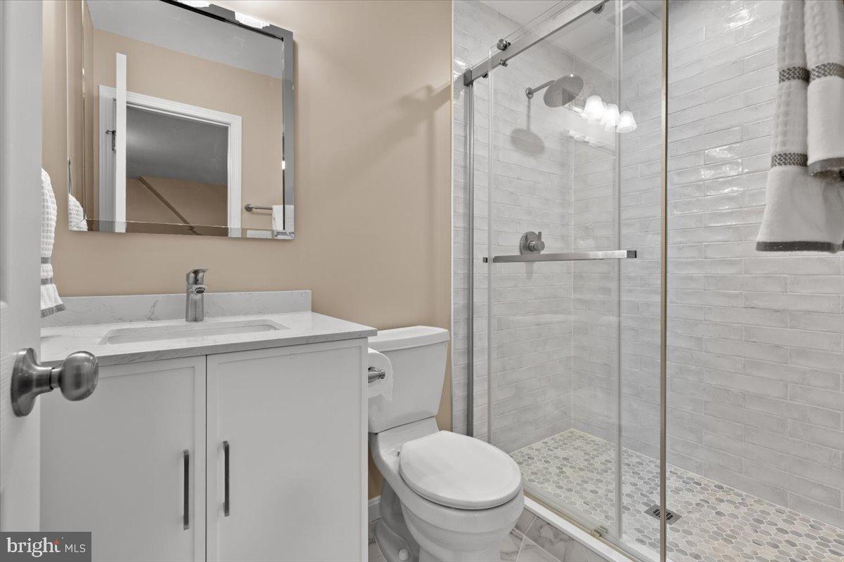 CROSSPOINTE - Residential