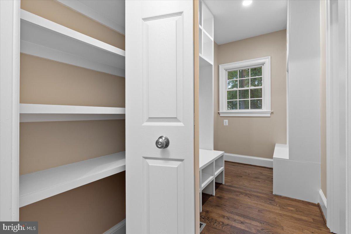 CROSSPOINTE - Residential