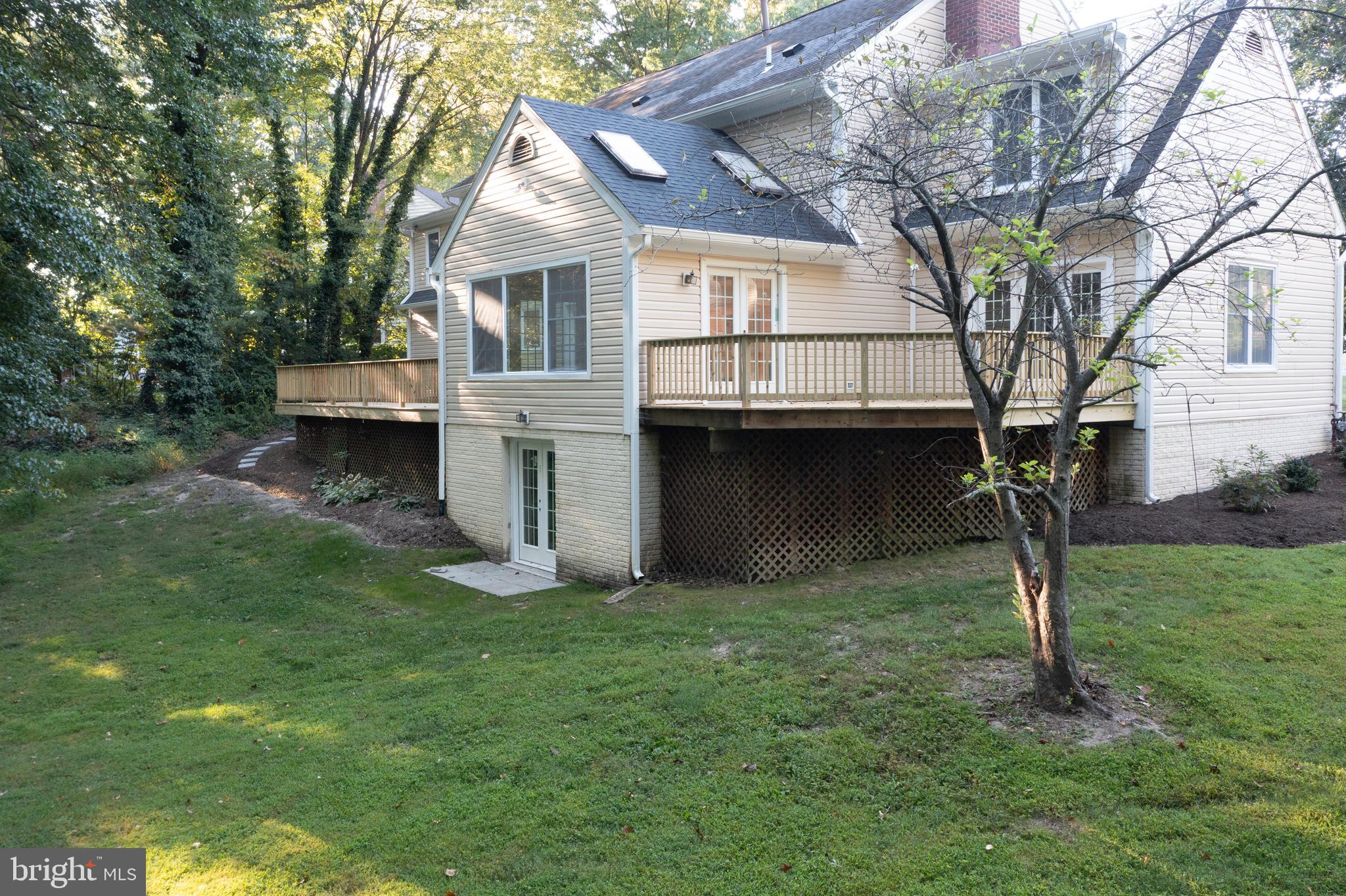 CROSSPOINTE - Residential