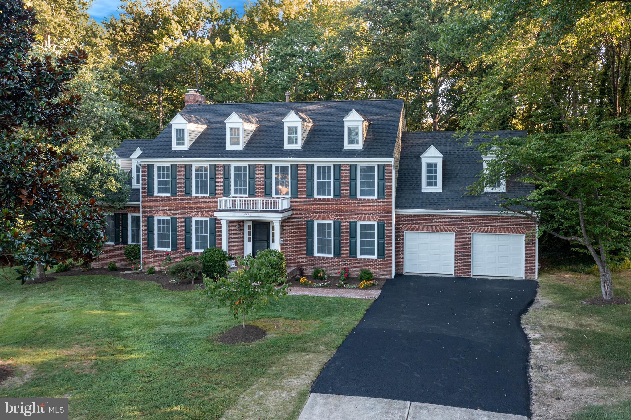 CROSSPOINTE - Residential