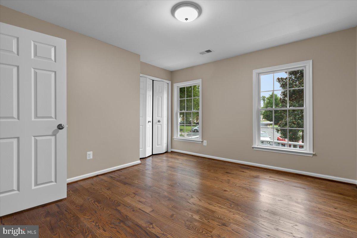 CROSSPOINTE - Residential