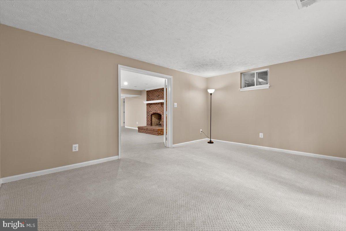 CROSSPOINTE - Residential