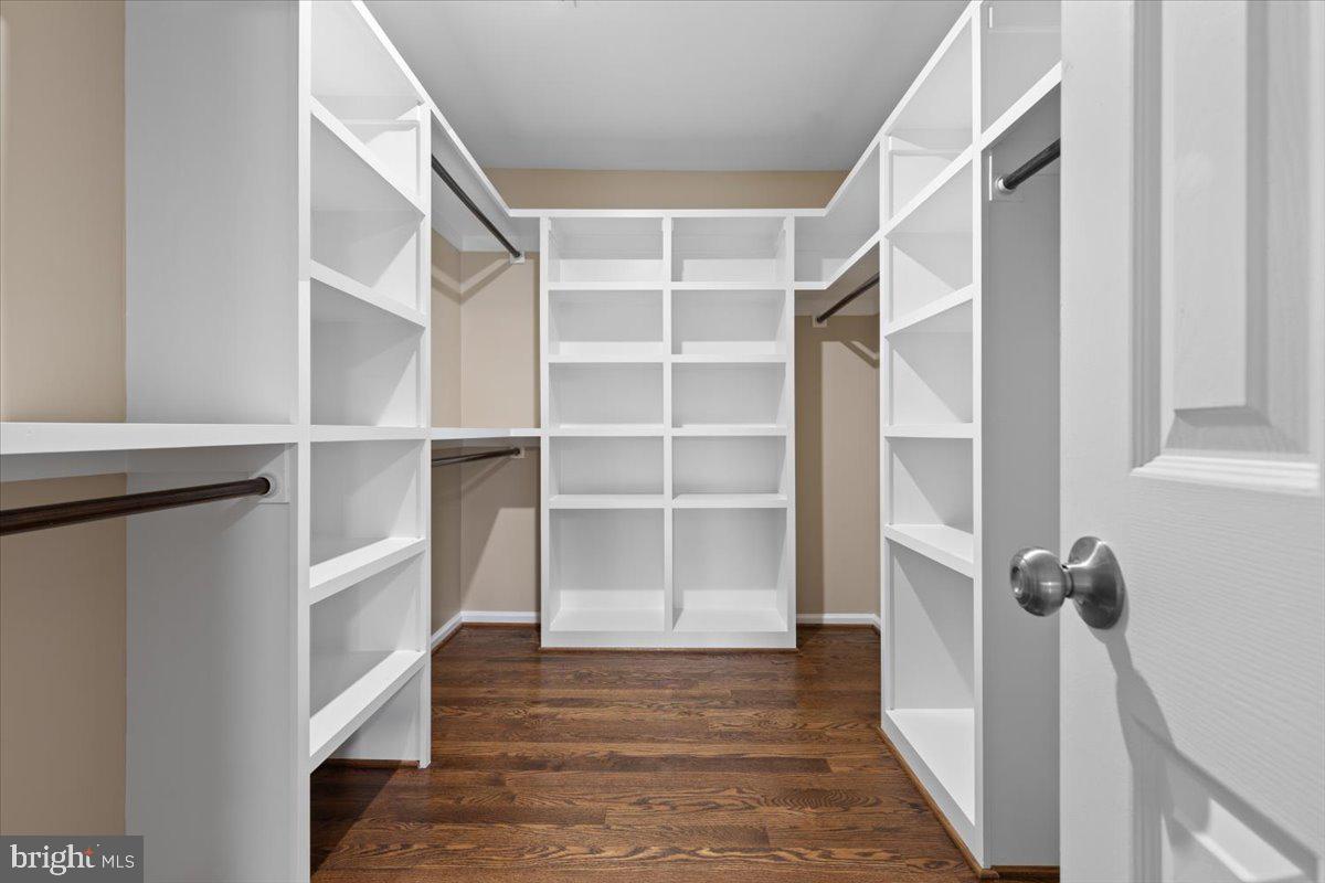 CROSSPOINTE - Residential