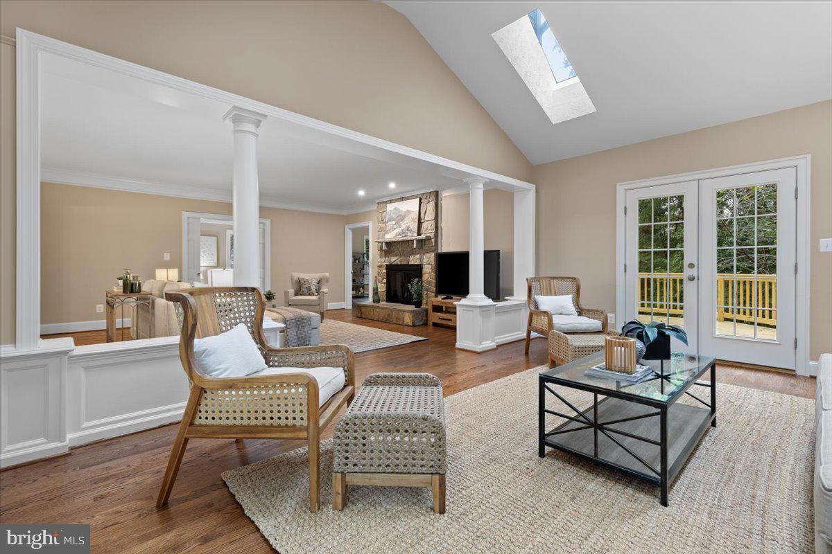 CROSSPOINTE - Residential